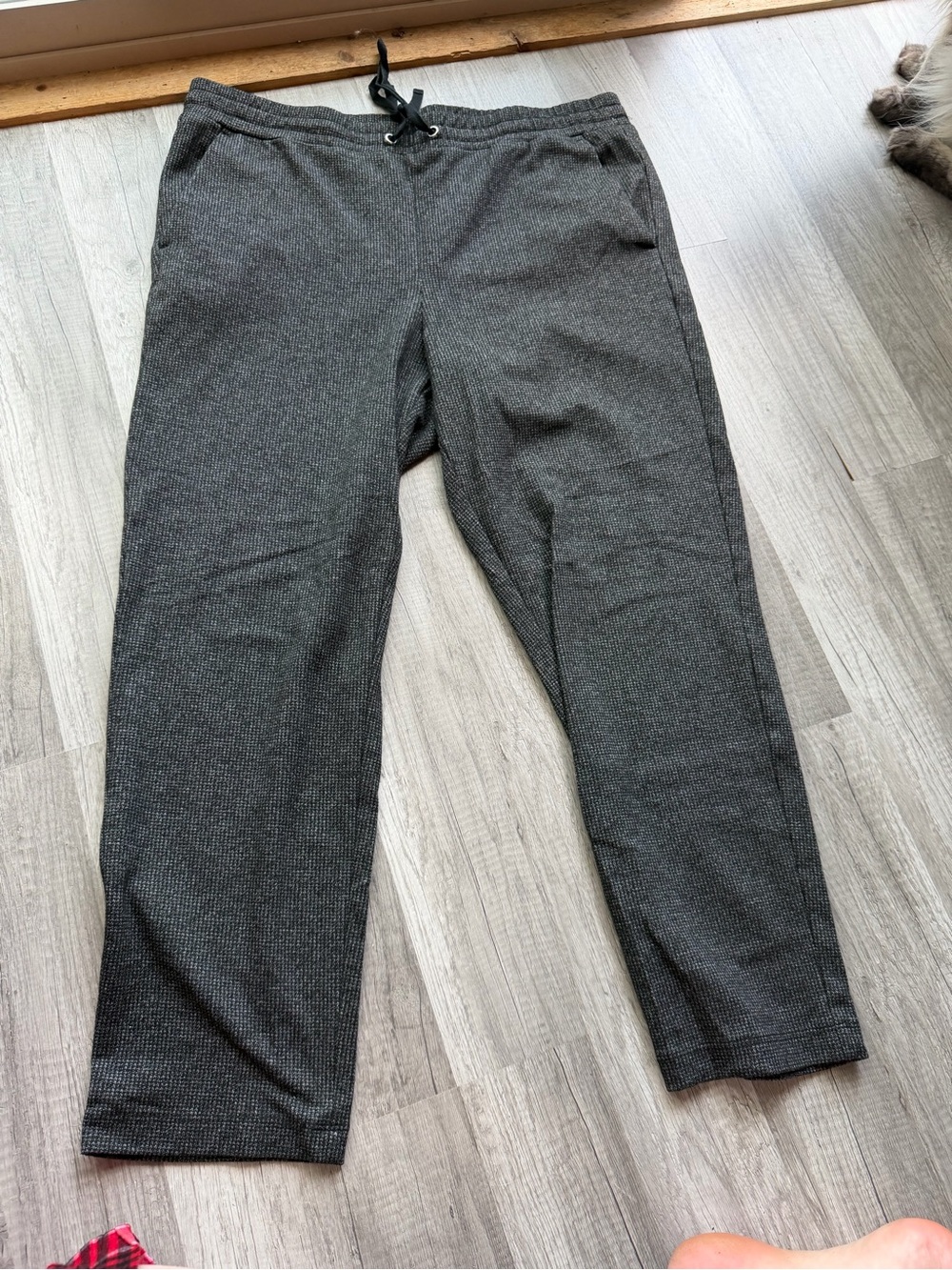LOFT Charcoal Gray Cropped Knit Pants